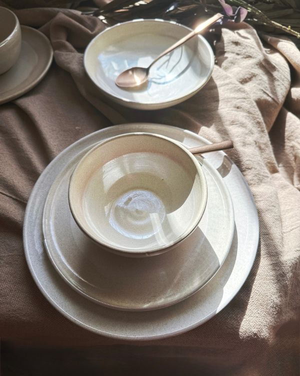 Pearl Oyster Dinner Set - Los Artisans