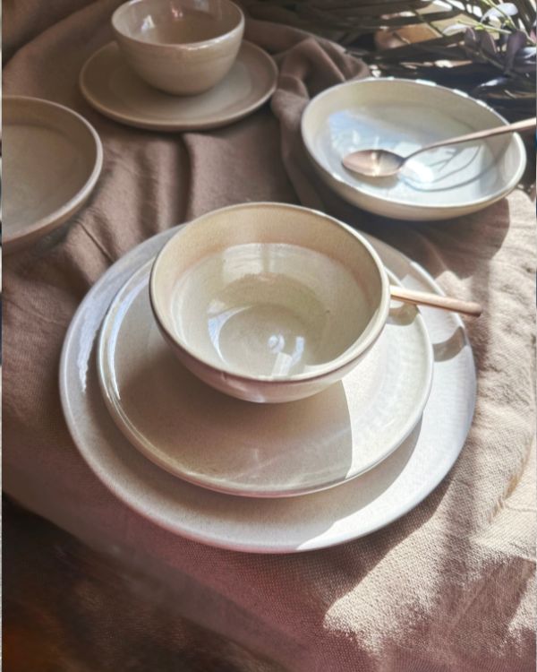 Pearl Oyster Dinner Set - Los Artisans