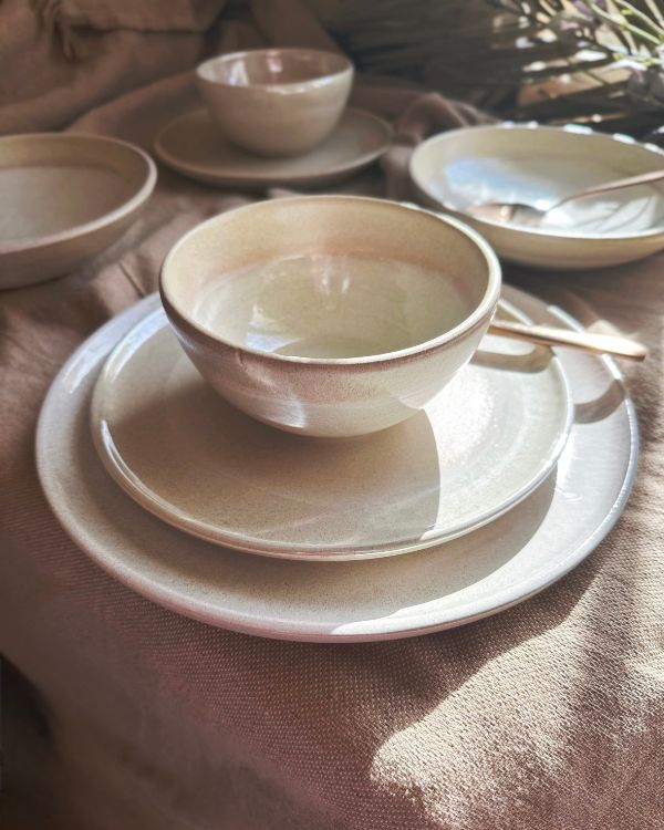 Pearl Oyster Dinner Set - Los Artisans