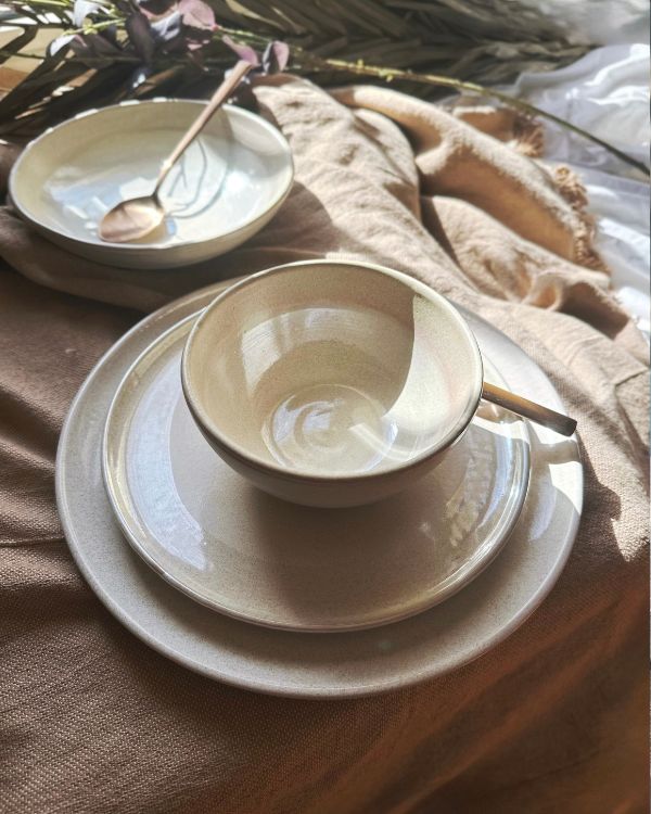 Pearl Oyster Dinner Set - Los Artisans