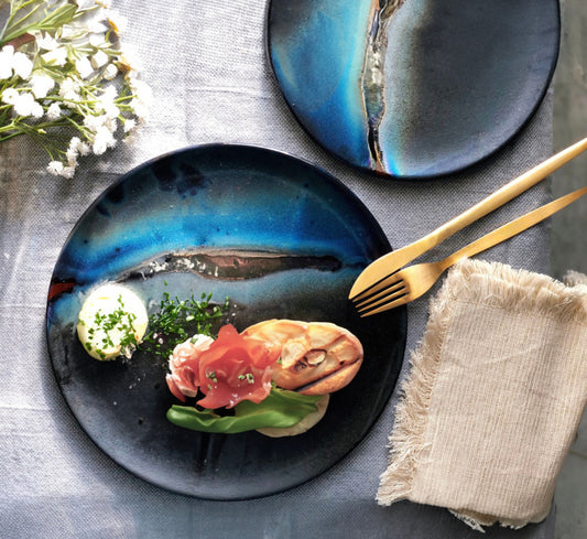 Artisan Dinnerware vs. Mass-Produced Dinnerware