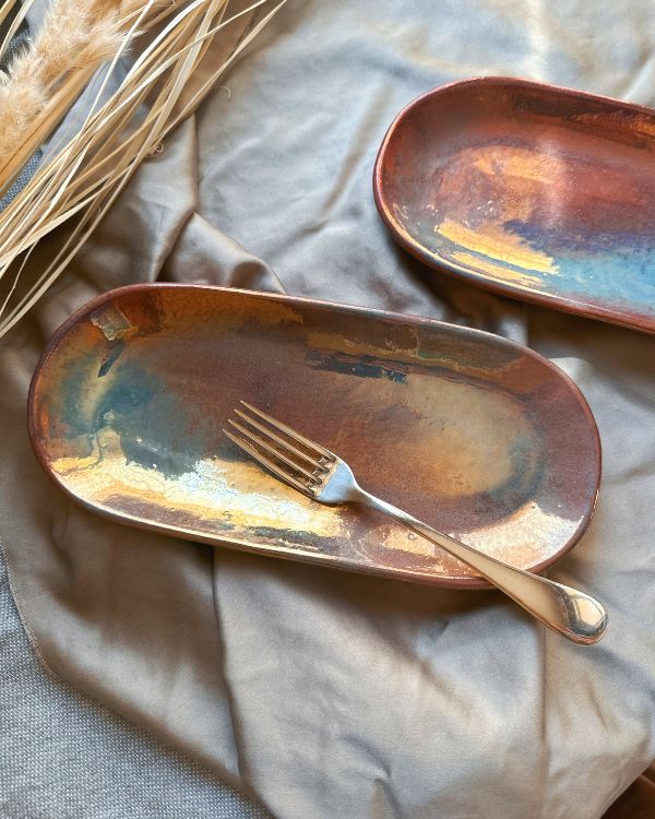 Maroon Shimmer Appetizer Platter - Los Artisans