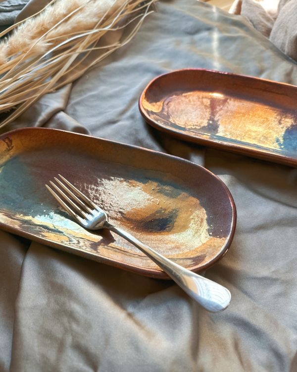 Maroon Shimmer Appetizer Platter - Los Artisans