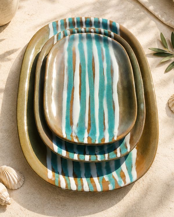 Earthy Serving Platters - Los Artisans