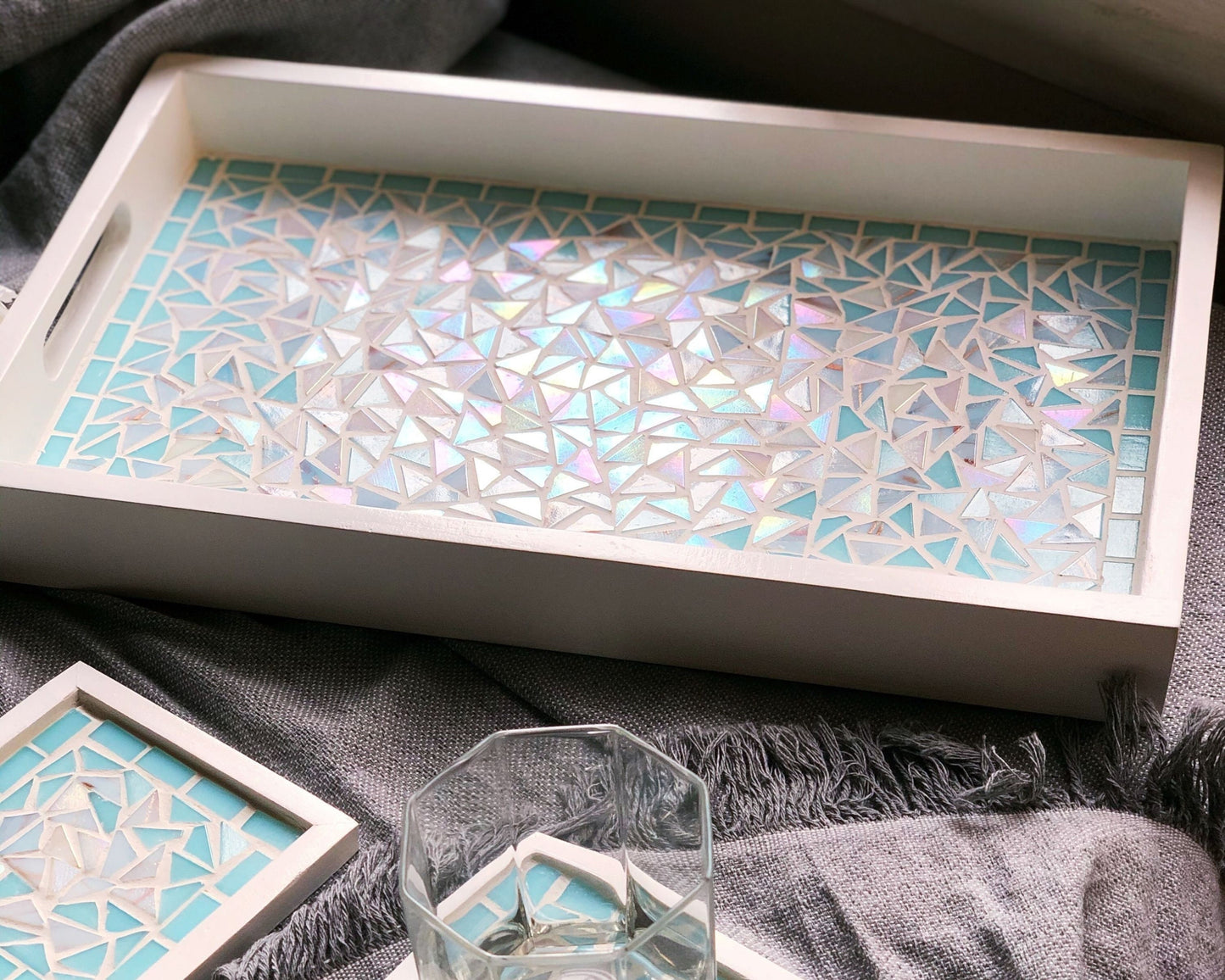 Mosaic Tray & Coaster Set with Shades of Turquoise, Aqua and Shimmering Pearl White embedded in a White-Painted Wooden Frame and Handle