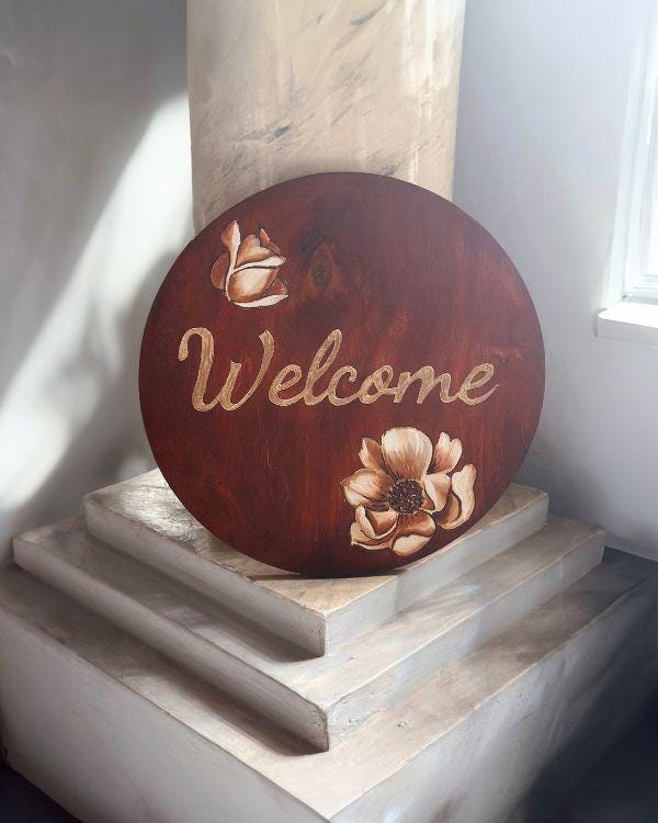 Handcrafted Wooden Welcome Sign Plate with Floral Design – Rustic Home Decor | With Wall Hanger