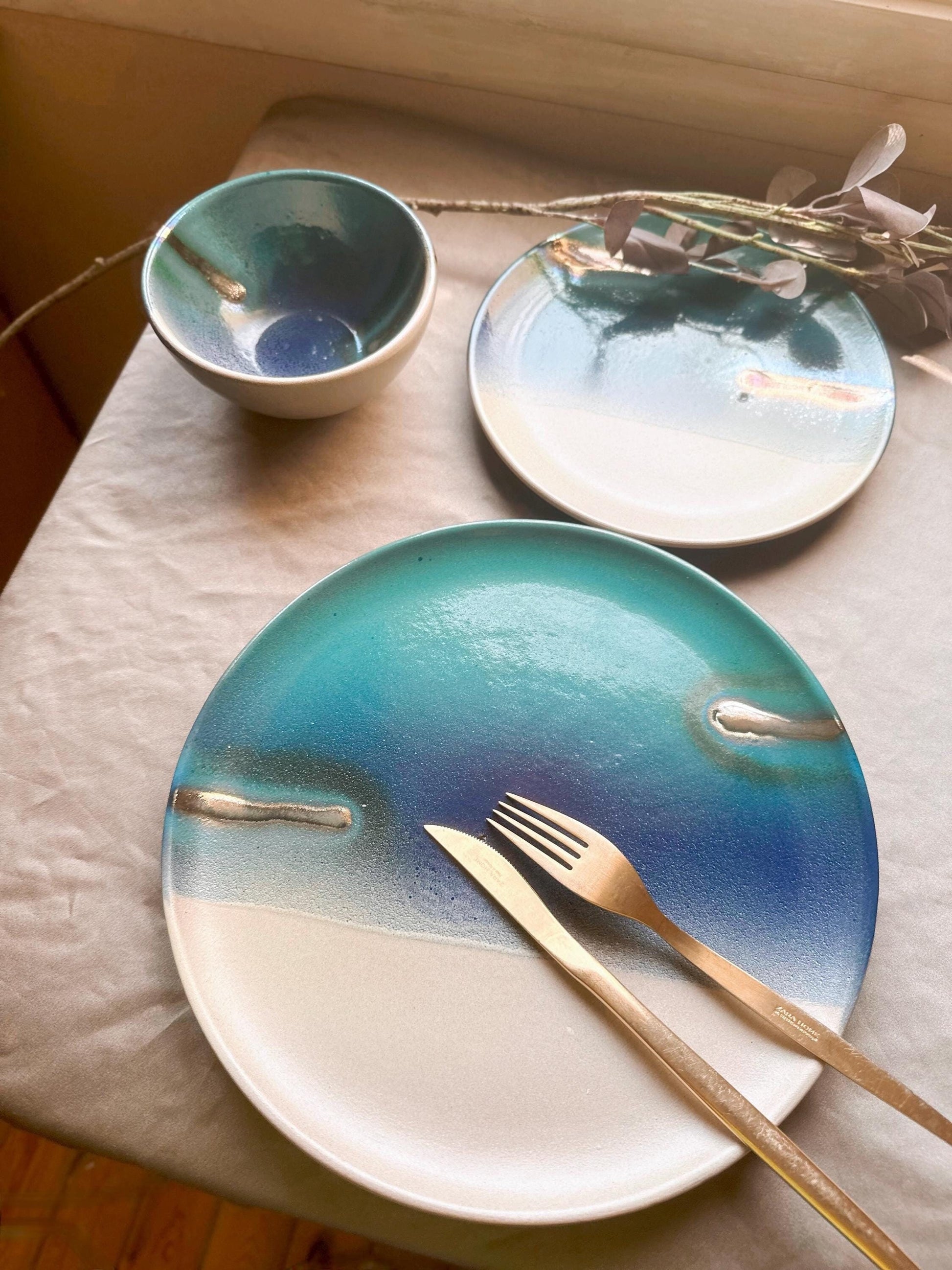 Coastal Skies Dinner Plates Set Single Plate - Main Image