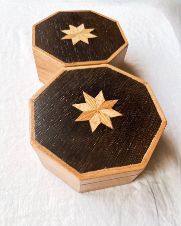 Medium Wooden Hexagon Box with Velvet Lining – Geometric Marquetry Keepsake, Jewelry or Gift Box