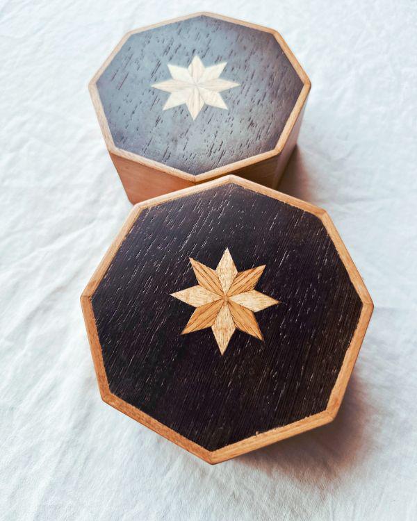 Medium Wooden Hexagon Box with Velvet Lining – Geometric Marquetry Keepsake, Jewelry or Gift Box